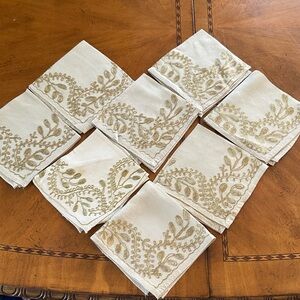 NEW Embroidered Cream & Gold Linen Napkin Set - Elegant Leaf Motif (8)